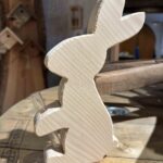 lapin vase en bois massif